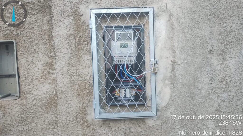 WhatsApp Image 2025-10-17 at 16.04.27 (1)